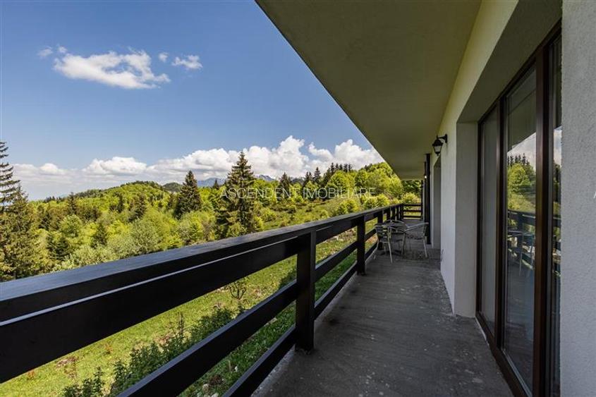 FILM! Ansamblu arhitectural proaspat si distins,pe 3.000 mp teren, in magia natu - 45