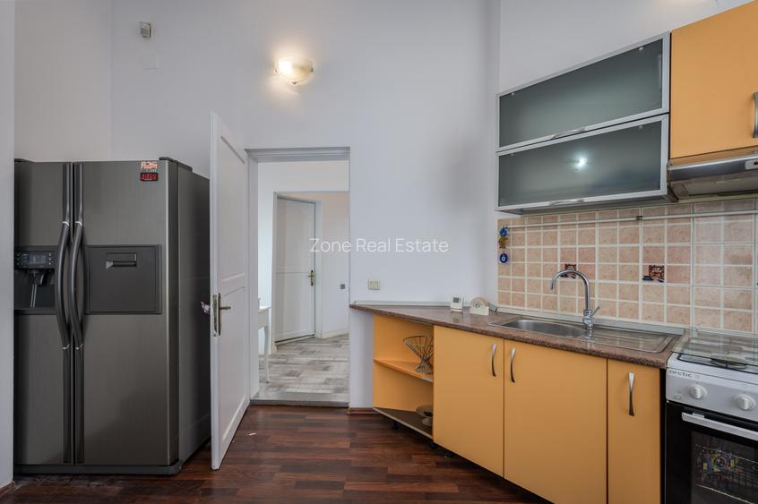 Business cu identitate: Apartament Unirii , demisol, parter si curte accesibila - 13