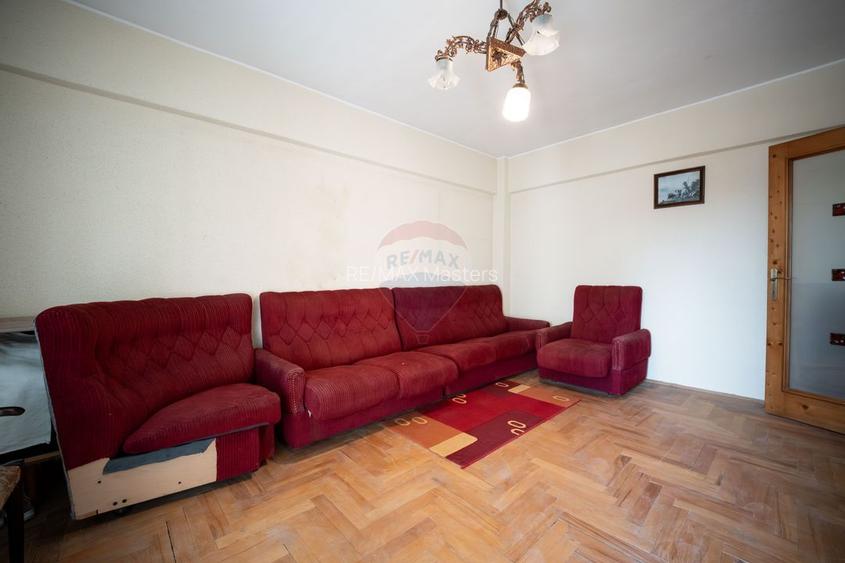 Apartament cu 4 camere de vânzare în zona Central - 9
