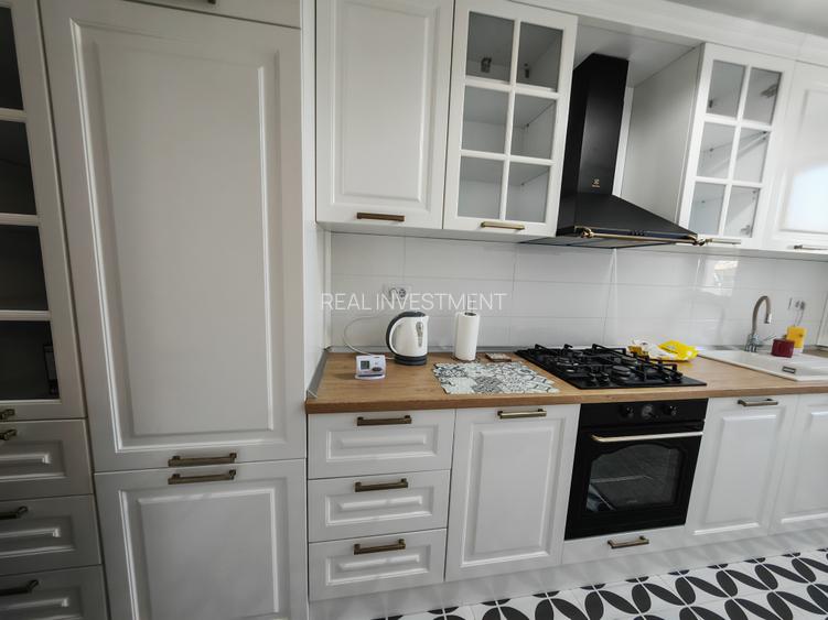 Garsoniera statiune Mamaia zona Cazinou maobilata si utilata - 12