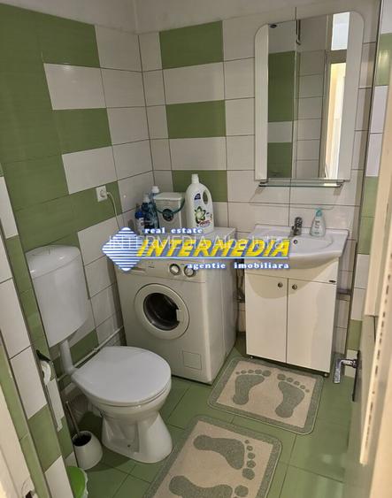 De Vanzare Apartament 4 camere decomandat 83 mp etaj 1 finisat complet - 9