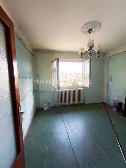 2 semidecomandate, zona Pompieri - 4