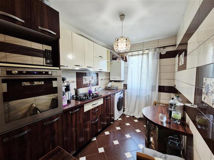 Apartament cu 2 camere in Podu Ros - mobilat si utilat - 5
