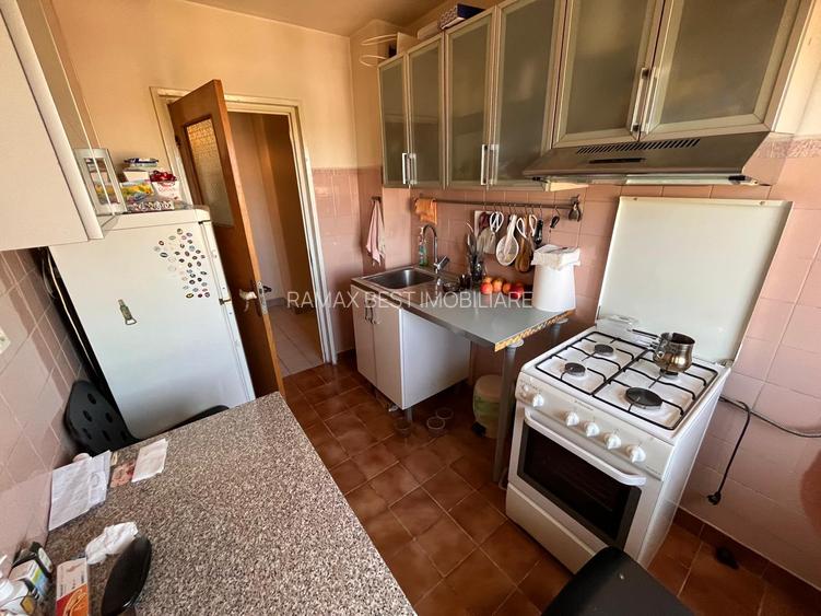 Piata Alba Iulia - vedere pe spate - Bloc Mixt - 8