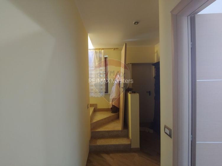 Casă / Vilă de lux cu 5 camere de vânzare în Vadu Moldovei, Suceava - 77