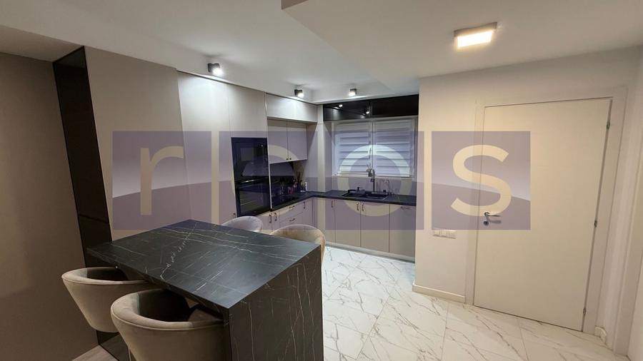 VILA 3 CAMERE CU GRADINA | VEDERE LAC SI PISCINA | COSMOPOLIS | 2 LOCURI PARCARE - 2