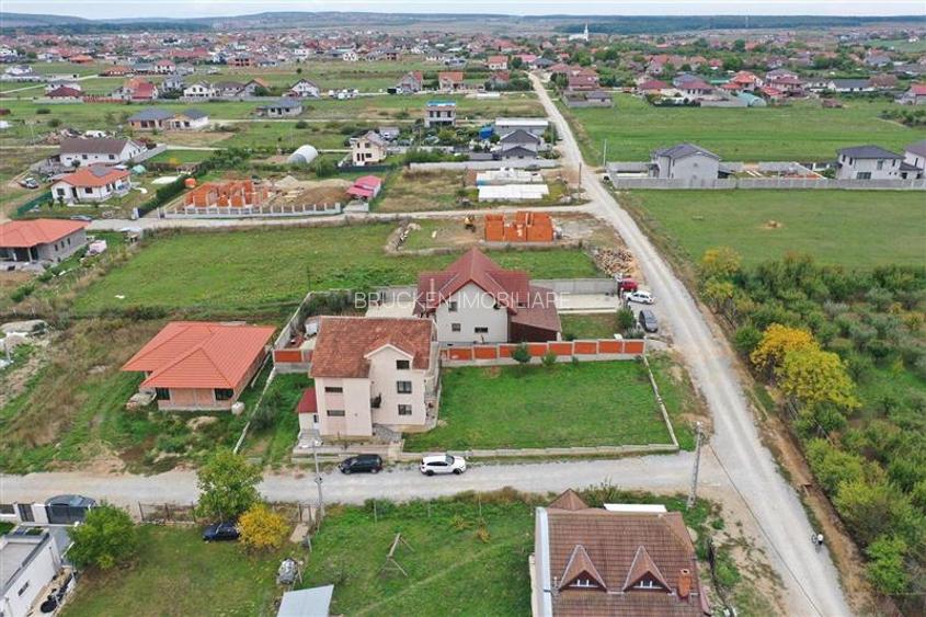 Sanmartin - Vila cu 3 apartamente si potential de inchiriere - 13