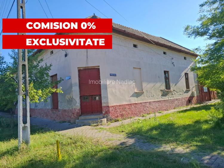 Casă mare cu spațiu comercial pe colț in Nadlac - 2