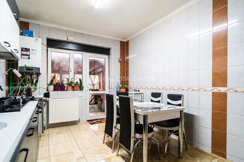 Ciorogarla, casa P+1Et+Pod, duplex, teren 434 mp, statie STB la 300 m - 2