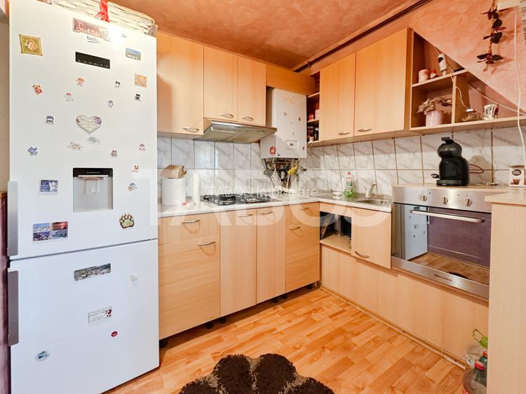 Mansarda de vanzare cu mutare imediata 85 mpu Zona Mihai Viteazul - 3