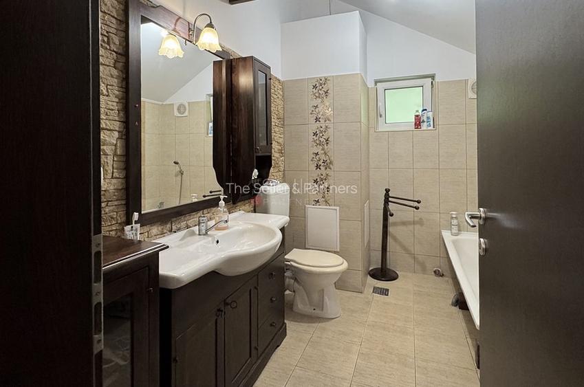 Casa De Vanzare Langa Padure - 33