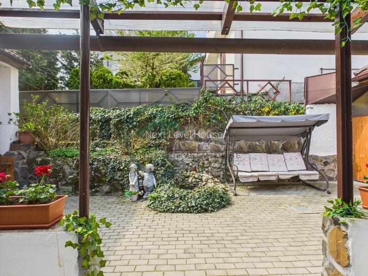Casa Schei cu 4 camere 800 m de Piata Unirii  - 19