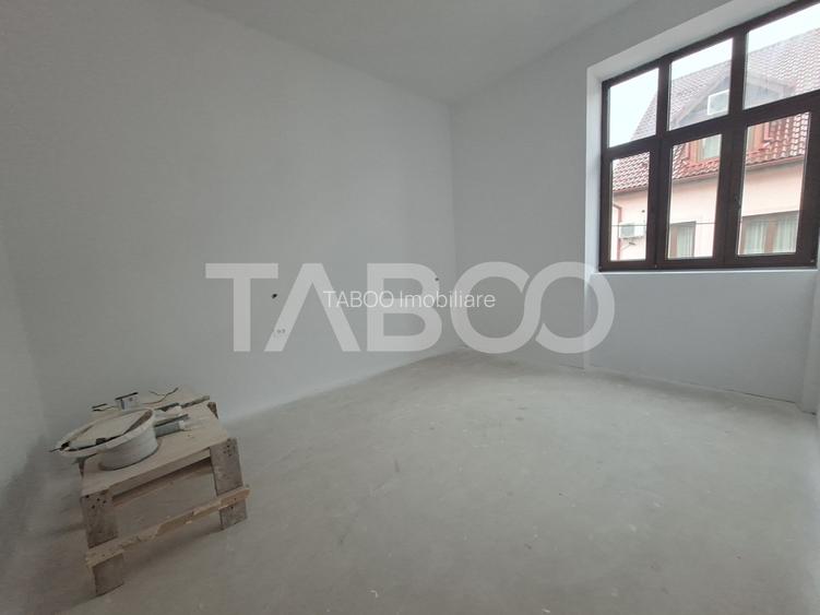 Garsoniera decomandata de vanzare in zona Centrala - cladire renovata - 9
