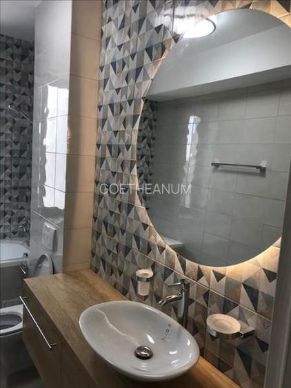 2cam de lux, vedere la mare, garaj, gaze, balcon terasa. termen lung - 8