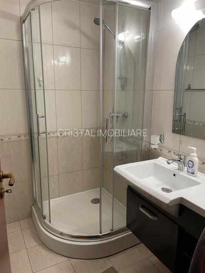 Închiriere Apartament cu 3 camere, 140 mp, parcare subterana, centrala proprie - 8