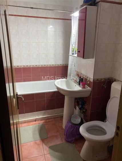 Mobilat si utilat la etajul 3 in Lipovei - 8