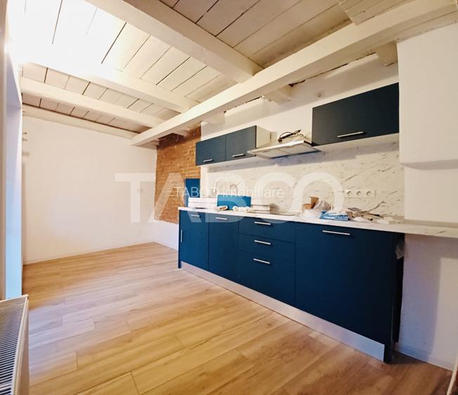 Casa de vanzare pretabila pensiune priveliste superba Fantanele Sibiu - 17