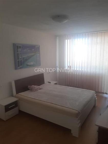 Apartament 3 camere decomandat pivnita zona Bulevardul Mihai Viteazul - 13