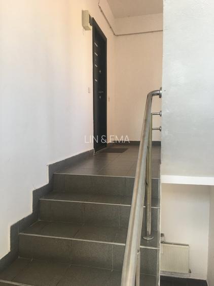 Spatiu Comercial , Blv Ttansilvaniei . - 7