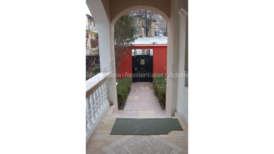 REV0006616 Vila superba l Palatul Parlamentului l piscina l teren 870mp - 16