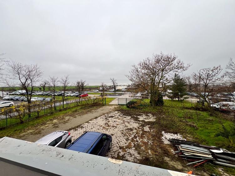 Proprietate comercială premium de vânzare- teren 3.728 mp |  Lângă A0 - 10