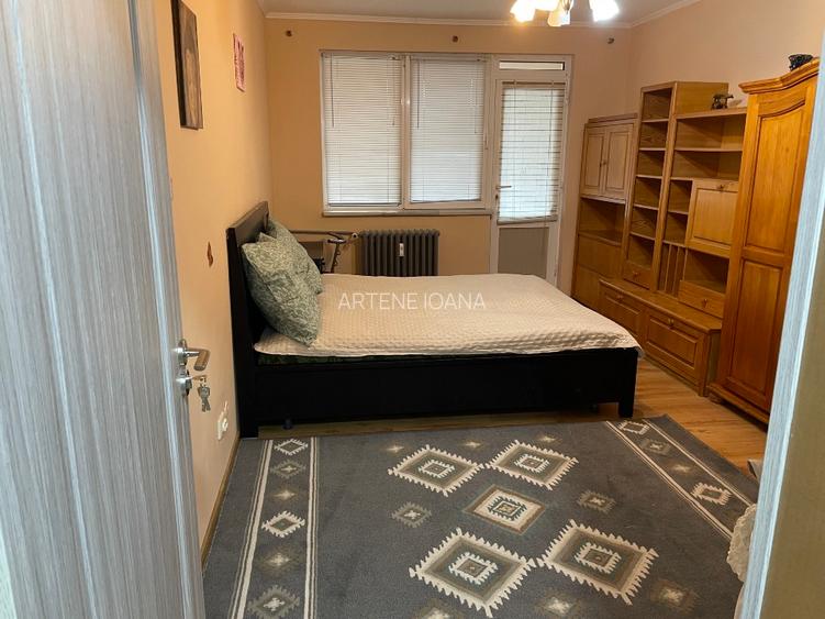 Inchiriez Apartament 3 Camere - 6