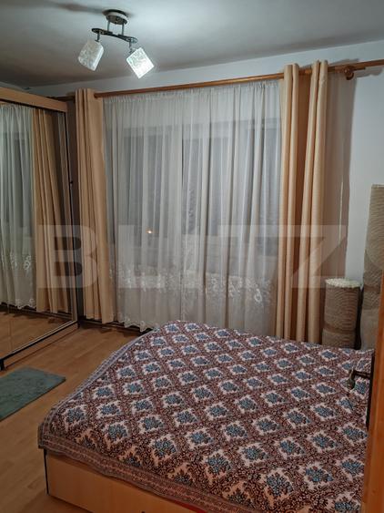 Apartament de vanzare, cu 3 camere, semidecomandat - in Vatra Dornei