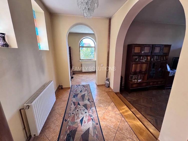 Casa individuala P+1+M amplasata pe un teren de 1612 mp. - 4