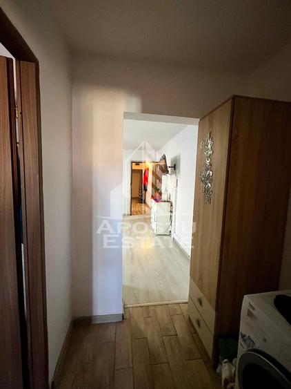 Apartament 3 camere,etaj 3,zona UMT