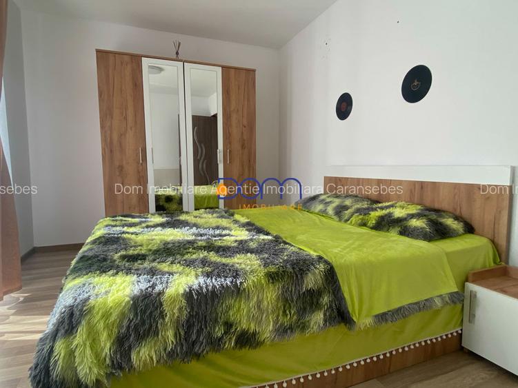 Vila spatioasa recent construita - 6