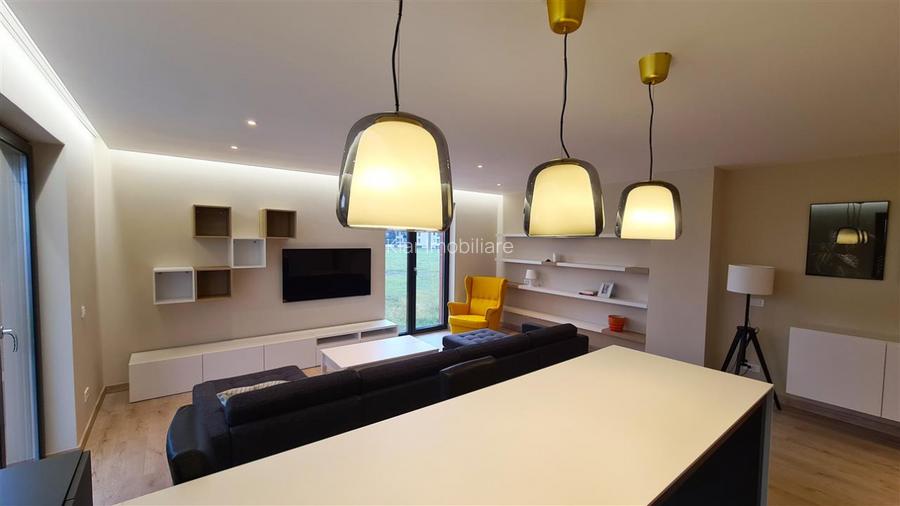 Apartament LUX 3 camere80mpbalconparcareAndrei Muresanu zona Sigma - 10