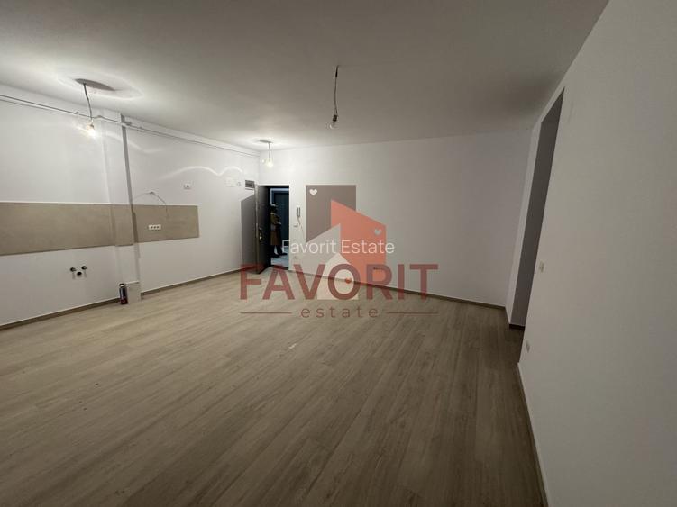 Langa mijloc de transport. 1 loc de parcare in CF. TVA 21% inclus. - 8