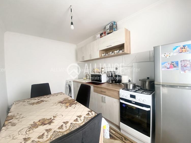 Castelu (COD 07) Casă 4 camere cu teren de 625 mp - 3