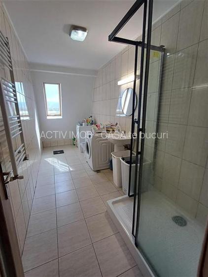 Apartament 4 camere 2 bai terasa mare de vanzare - 6