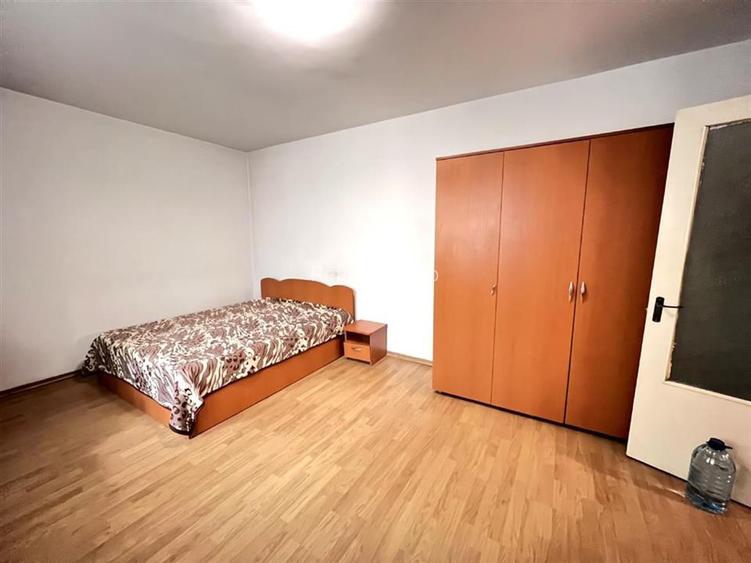 Inchiriere apartament 2 camere etaju 1 Rahova - Margeanului - 2