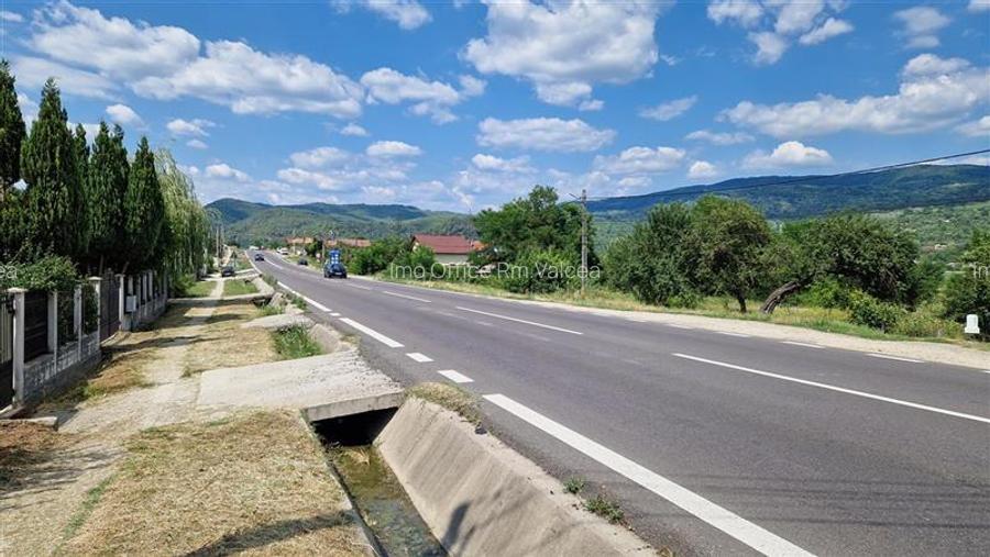 TEREN IDEAL PENTRU A-FRAME SAU UN CONTAINER MODERN - 8