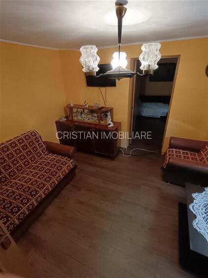 Casa 5 camere Pretabila 2 Familii, teren 176 mp, Bld Dorobantilor - 6