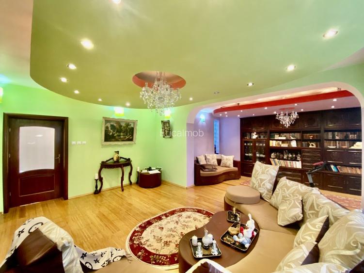 Urgent/Vânzare Casa/Vila, 4+ camere, teren 346 mp,  Targoviste, zona Micro 4 - 15