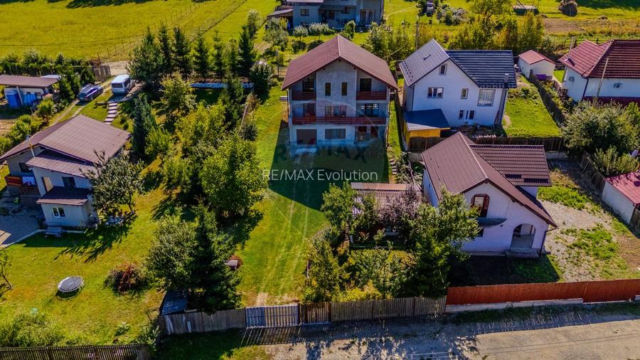 Casa moderna de vanzare | 300mp utili | Vulcan, Brasov| COMISION 0% - 26