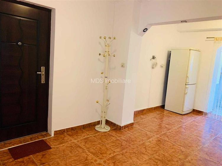 Mobilat si utilat complet, modificat in 3 camere linga Lidl - 11