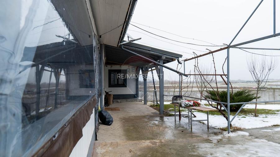 Vilă cu piscină –ideală pentru familie sau pensiune, Bacu-acces A1/A0 - 13