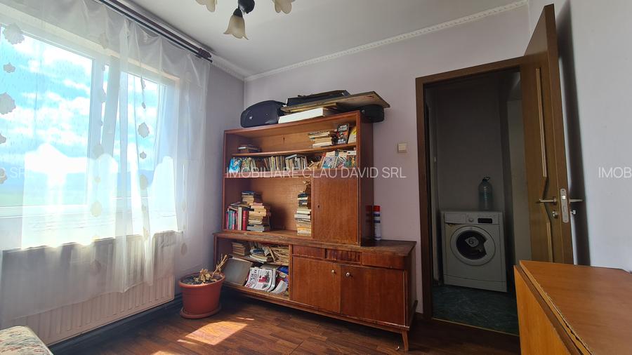 APARTAMENT 2 CAMERE SEMIDECOMANDAT ET 3 - 6