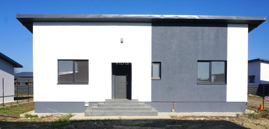 Casa cu 4 camere intabulata in ansamblu cu iesire la lac - Crevedia - 4