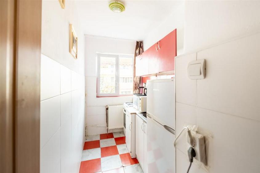 2 camere, Complexul Studentesc! - 5