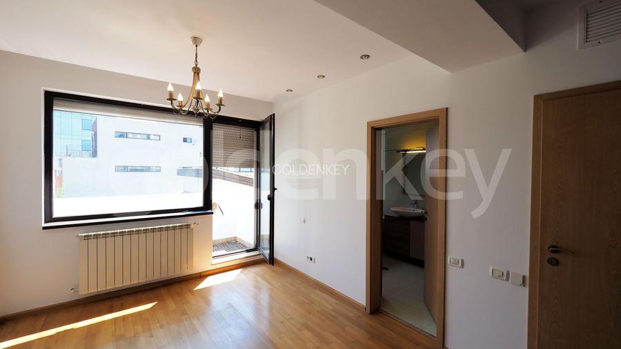 Apartament insorit cu 4 camere | garaj si boxa - 7