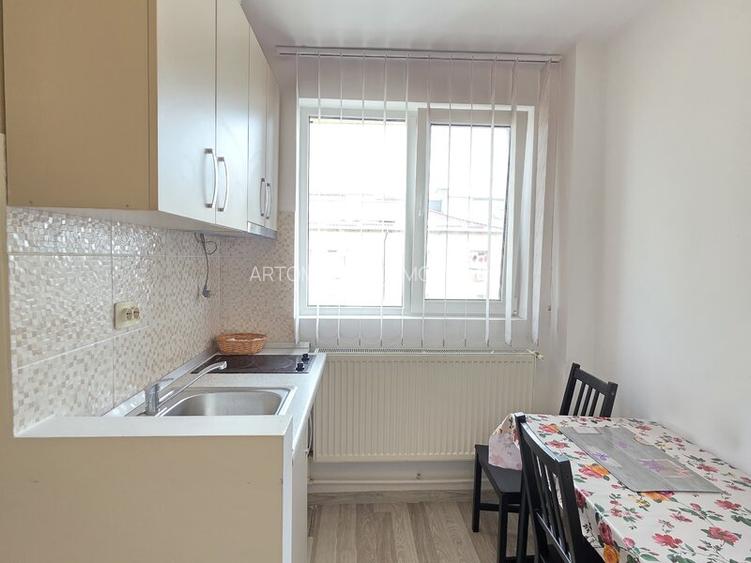 Piata Trapezului/5 minute metrou - 11