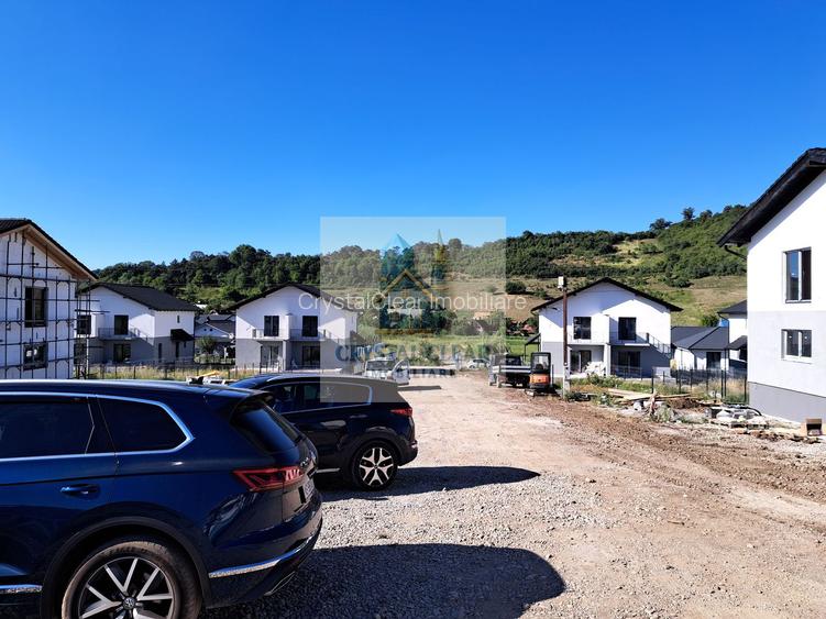 Case în sistem DUPLEX, 3 sau 4 camere + teren 350 mp -  zona Livezeni - 7