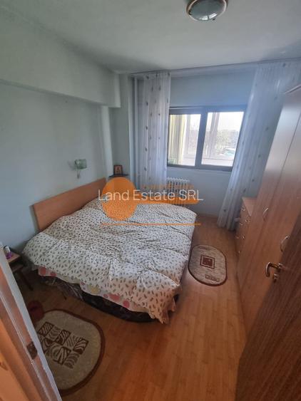 3 Camere la 3 minute Metrou Crangasi- Parc - Bloc Reabilitat - 8