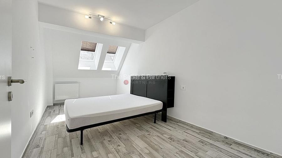 Suprafata Generoasa Zona Tractorul - 3