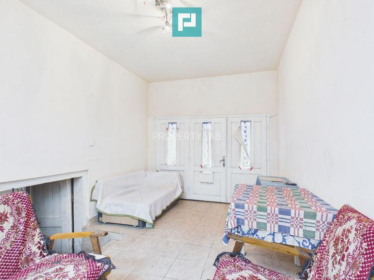 Casă 5 camere și anexe în Cuied - 6